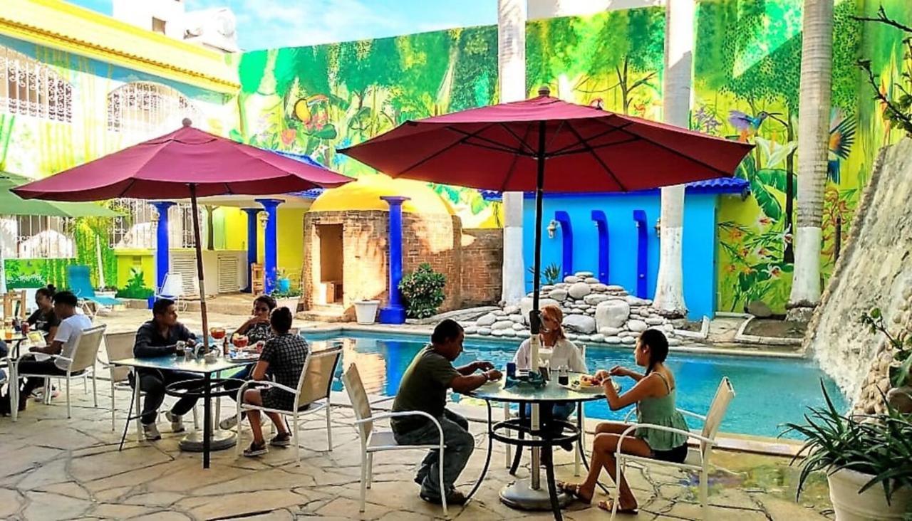Hotel Esmeralda Тампико Экстерьер фото